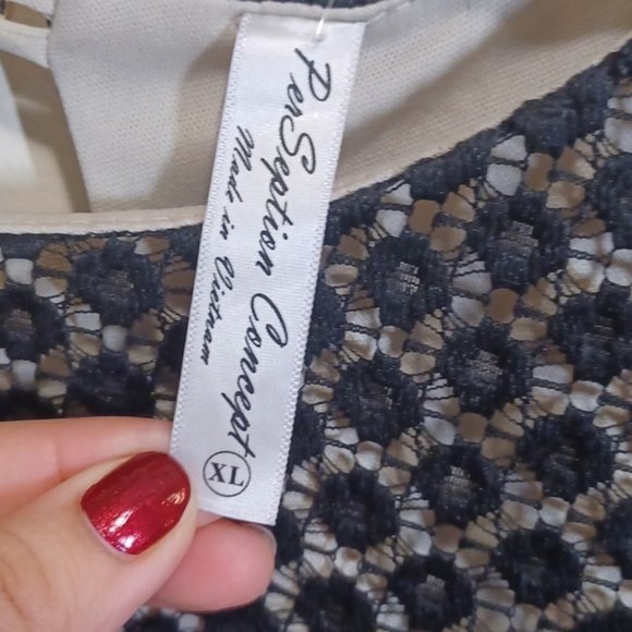 PerSeption Concepts  Black Blouse - Picture 4 of 6